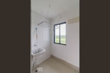 Área de serviço de apartamento para alugar com 2 quartos, 50m² em Parque Cecap, Guarulhos