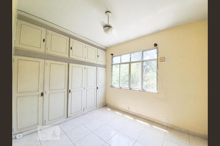 Quarto  de apartamento à venda com 1 quarto, 53m² em Icaraí, Niterói