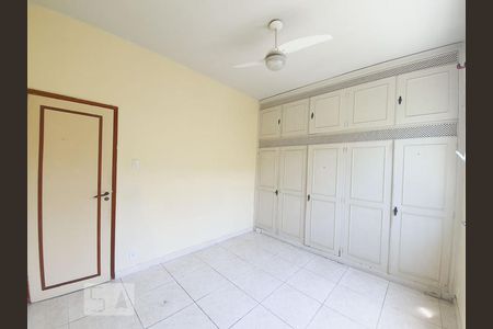Quarto  de apartamento à venda com 1 quarto, 53m² em Icaraí, Niterói