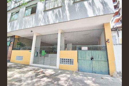 Entrada  de apartamento à venda com 1 quarto, 53m² em Icaraí, Niterói