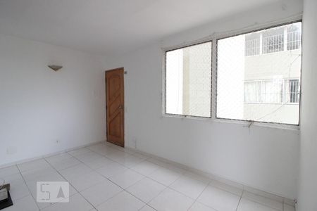 Sala de apartamento para alugar com 2 quartos, 50m² em Vila Celeste, São Paulo