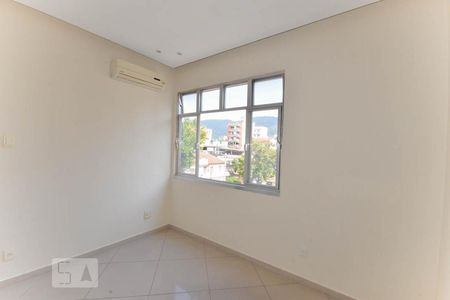 Quarto 1 de apartamento para alugar com 3 quartos, 74m² em Vila Isabel, Rio de Janeiro