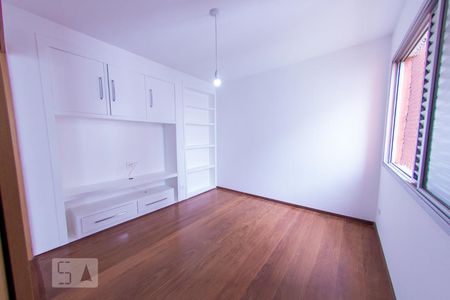 Sala de TV de apartamento para alugar com 3 quartos, 105m² em Sumarezinho, São Paulo