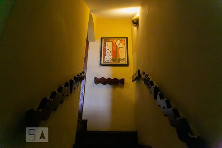 Escada de Entrada de casa à venda com 6 quartos, 354m² em Vila Monumento, São Paulo