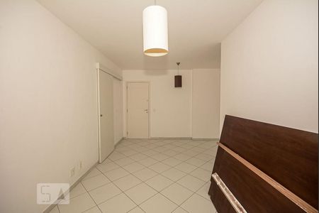 Sala de apartamento à venda com 2 quartos, 70m² em Jacarepaguá, Rio de Janeiro