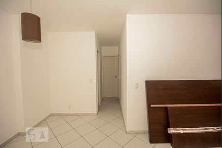 Sala de apartamento à venda com 2 quartos, 70m² em Jacarepaguá, Rio de Janeiro