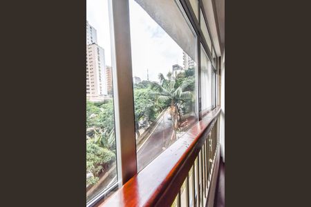 Sala - Vista de apartamento à venda com 3 quartos, 276m² em Jardim Paulista, São Paulo