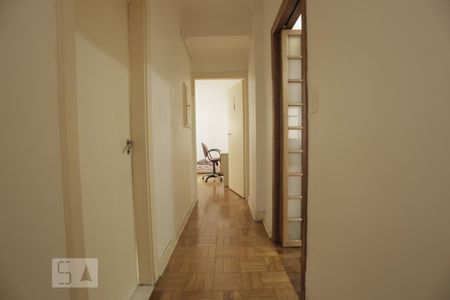 Corredor de apartamento para alugar com 2 quartos, 92m² em Bela Vista, São Paulo