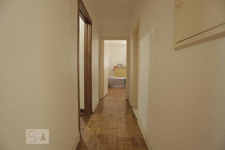 Corredor de apartamento para alugar com 2 quartos, 92m² em Bela Vista, São Paulo