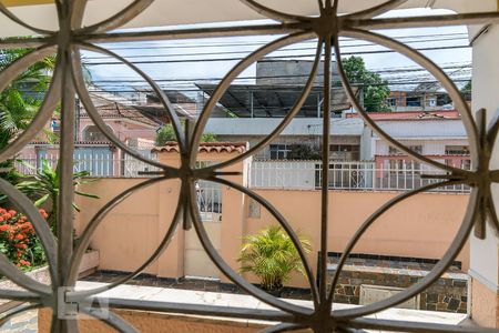 Vista da janela da sala de casa à venda com 2 quartos, 70m² em Ramos, Rio de Janeiro