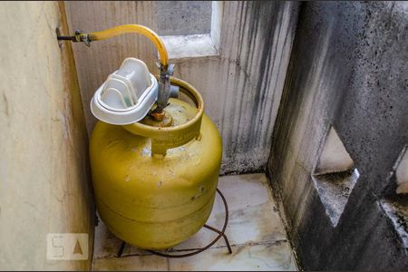 Detalhe cozinha de apartamento à venda com 2 quartos, 74m² em Floresta, Porto Alegre