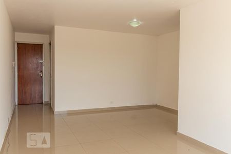 Sala de apartamento para alugar com 3 quartos, 90m² em Vila Campestre, São Paulo