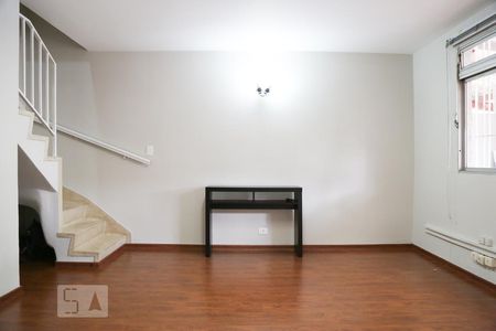 Sala de casa à venda com 3 quartos, 159m² em Mirandópolis, São Paulo