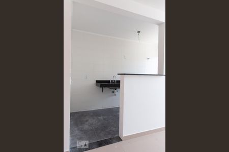 Cozinha de apartamento para alugar com 2 quartos, 50m² em Humaitá, Porto Alegre