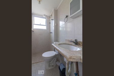Banheiro de apartamento à venda com 2 quartos, 56m² em Rudge Ramos, São Bernardo do Campo