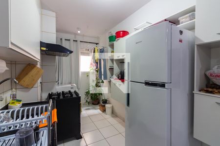 Cozinha  de apartamento à venda com 2 quartos, 40m² em Jardim das Flores, Osasco