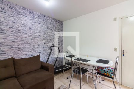 Sala  de apartamento à venda com 2 quartos, 40m² em Jardim das Flores, Osasco