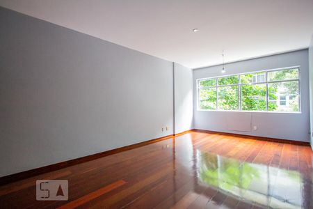 Sala de apartamento para alugar com 3 quartos, 134m² em Laranjeiras, Rio de Janeiro