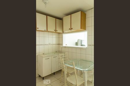 Cozinha de apartamento à venda com 2 quartos, 70m² em Vila Clementino, São Paulo