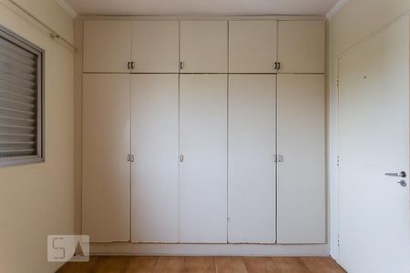 Quarto 2 - Armários de apartamento à venda com 2 quartos, 60m² em Jardim Paulicéia, Campinas