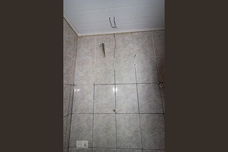 Banheiro de casa de condomínio para alugar com 1 quarto, 55m² em Santa Quitéria, Curitiba