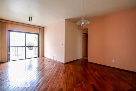 Sala de apartamento à venda com 3 quartos, 84m² em Vila Azevedo, São Paulo