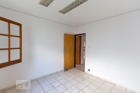 Quarto 2 de casa para alugar com 2 quartos, 160m² em Jardim Monte Kemel, São Paulo