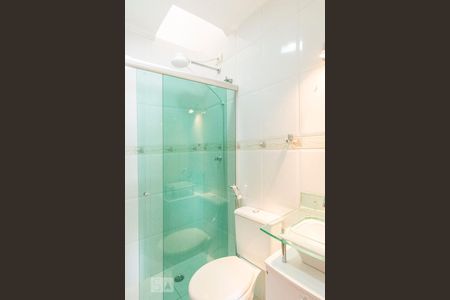 Banheiro de casa de condomínio à venda com 2 quartos, 108m² em Butantã, São Paulo