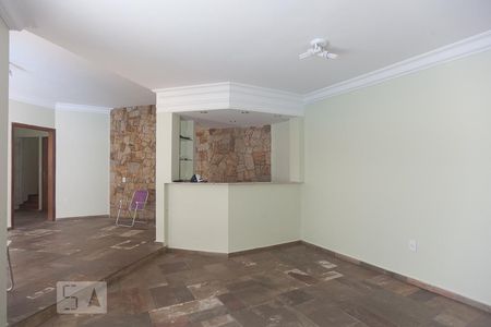 Sala de casa à venda com 4 quartos, 300m² em Jardim Santa Marcelina, Campinas