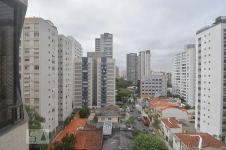 Vista de apartamento à venda com 4 quartos, 220m² em Paraíso, São Paulo