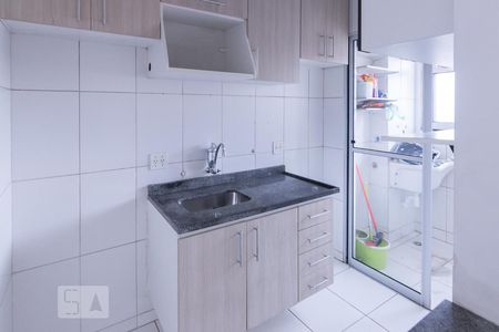 Cozinha de apartamento para alugar com 2 quartos, 46m² em Bom Retiro, São Paulo