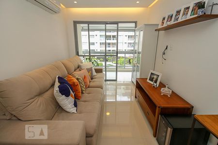 Sala de apartamento à venda com 2 quartos, 82m² em Recreio dos Bandeirantes, Rio de Janeiro