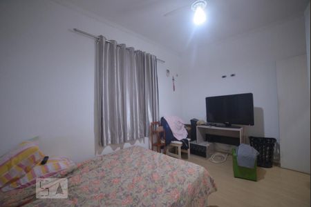 Quarto 2 de casa para alugar com 2 quartos, 120m² em Vila Gumercindo, São Paulo