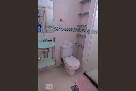 Banheiro de apartamento para alugar com 2 quartos, 60m² em Cachambi, Rio de Janeiro