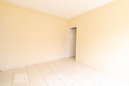 Sala de casa para alugar com 2 quartos, 130m² em Parque Novo Mundo, São Paulo