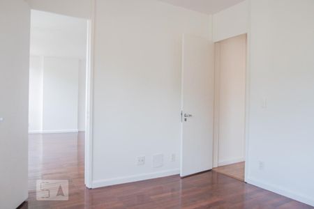 Quarto 1 de apartamento à venda com 4 quartos, 150m² em Flamengo, Rio de Janeiro