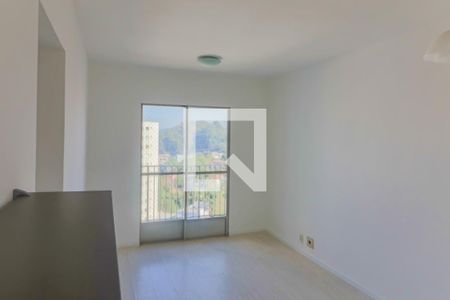 Apartamento para alugar com 63m², 2 quartos e 2 vagasSala