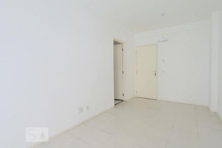 Sala de apartamento para alugar com 2 quartos, 55m² em Pechincha, Rio de Janeiro