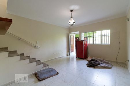 Sala de estar de casa à venda com 5 quartos, 160m² em Ponte Grande, Guarulhos