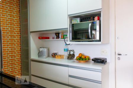 Cozinha de apartamento à venda com 2 quartos, 72m² em Sumarezinho, São Paulo