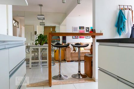 Cozinha de apartamento à venda com 2 quartos, 72m² em Sumarezinho, São Paulo