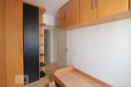 Quarto 2 de apartamento para alugar com 2 quartos, 53m² em Jardim Íris, São Paulo