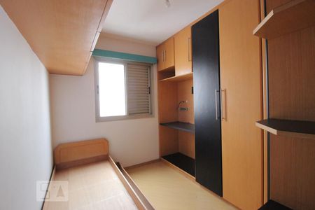 Quarto 2 de apartamento para alugar com 2 quartos, 53m² em Jardim Íris, São Paulo