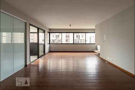 Sala de apartamento à venda com 3 quartos, 164m² em Indianópolis, São Paulo