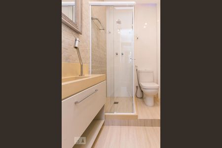 Banheiro de apartamento à venda com 2 quartos, 85m² em Humaitá, Rio de Janeiro