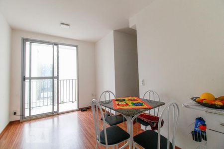 Sala de apartamento para alugar com 2 quartos, 50m² em Parque São Jorge, São Paulo