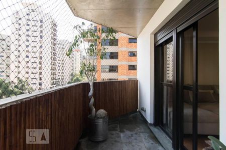 Sacada de apartamento para alugar com 4 quartos, 225m² em Santana, São Paulo