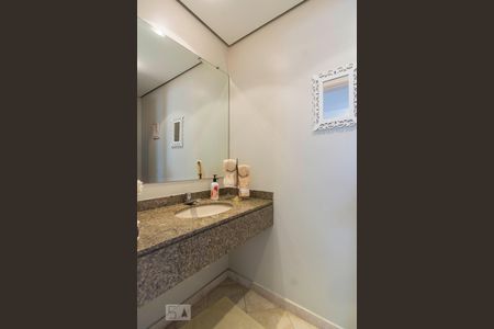 Lavabo de apartamento para alugar com 4 quartos, 225m² em Santana, São Paulo