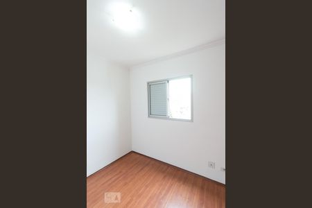 Quarto 1 de apartamento para alugar com 2 quartos, 70m² em Vila Constança, São Paulo