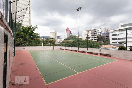 Studio à venda com 60m², 1 quarto e 1 vaga Studio à venda com 60m², 1 quarto e 1 vagaÁrea comum - quadra esportiva